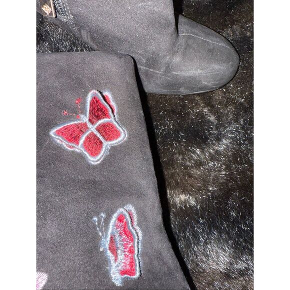 Nanette Lepore Boots Sz  8.5  Suede Embroidered Flowers Butterfly Festival Y2K - Picture 6 of 8